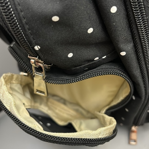 CATEEPBABY Organizer Travel Diaper Backpack black with white polka dots FLAWS! - Picture 6 of 11